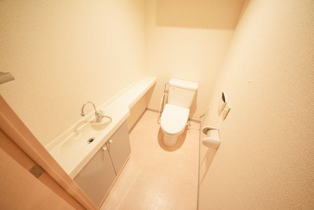 トイレ　トイレ