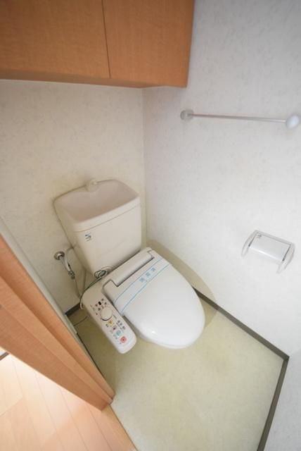 トイレ　★お部屋探しは株式会社タウンハウジング東京まで★