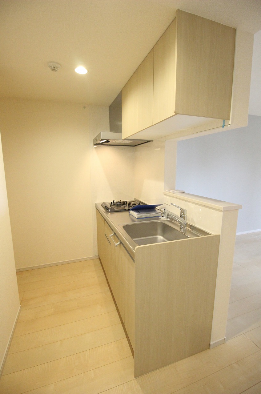 キッチン　別の部屋の写真です