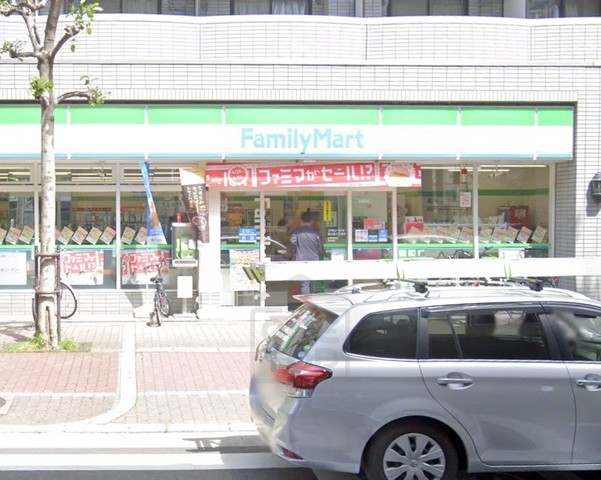コンビニ　ファミリーマート　東三国三丁目（コンビニ）まで43m