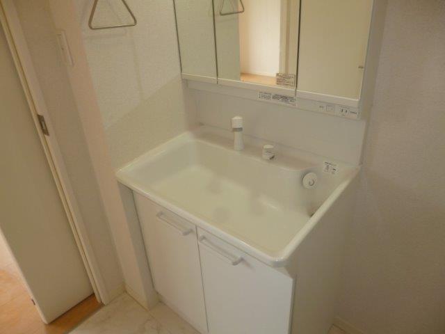洗面設備　シャンプードレッサー