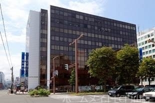 銀行　北洋銀行札幌西支店（銀行）まで568m