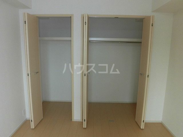 ネオコート Eの内装写真