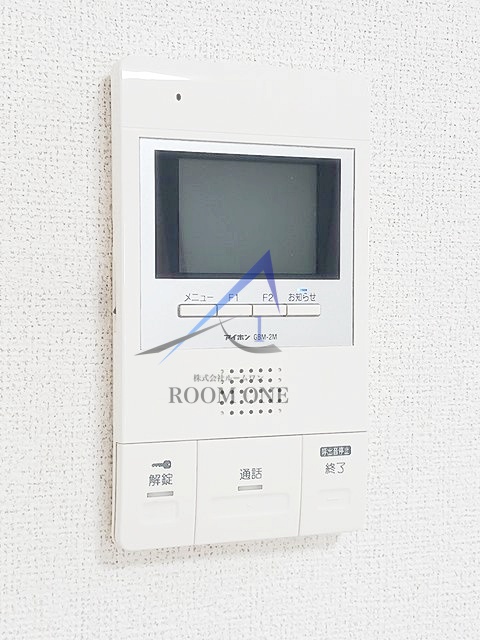 セキュリティ　モニター付きインターホンです。