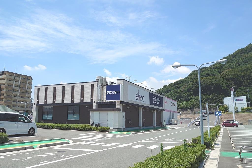 コンビニ　ファミリーマート下関大学町店（コンビニ）まで432m