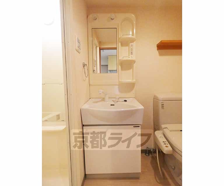 WEST9 Mirrorの内装写真