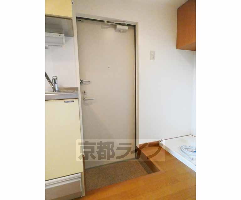 WEST9 Mirrorの玄関写真