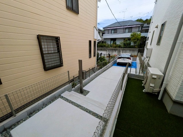 北五葉戸建の玄関写真