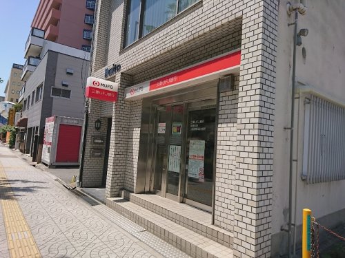 銀行　三菱UFJ銀行築港支店（銀行）まで472m