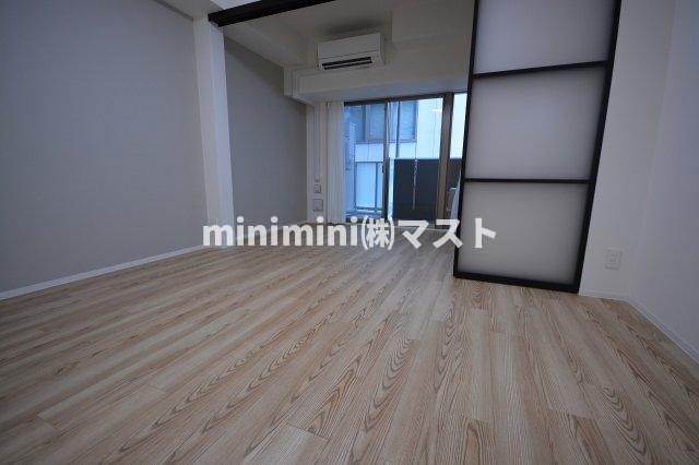 地下鉄中央線 阿波座駅 徒歩1分 15階建 築6年の居間写真