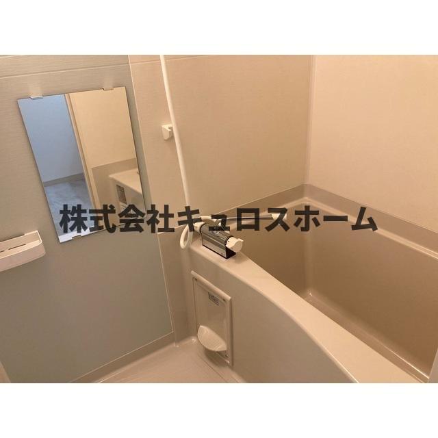 地下鉄千日前線 小路駅 徒歩9分 3階建 築6年の風呂写真