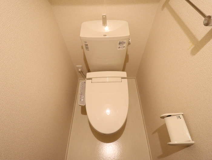 上越新幹線 長岡駅 徒歩20分 2階建 築12年のトイレ写真
