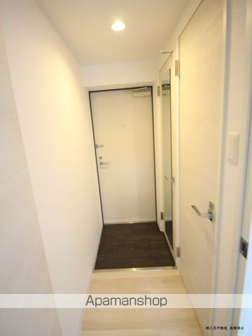 札幌市電 石山通駅 徒歩6分 4階建 築9年の玄関写真