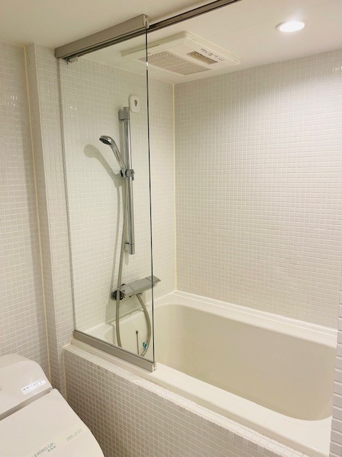 バス・シャワールーム　バス※別部屋参考写真