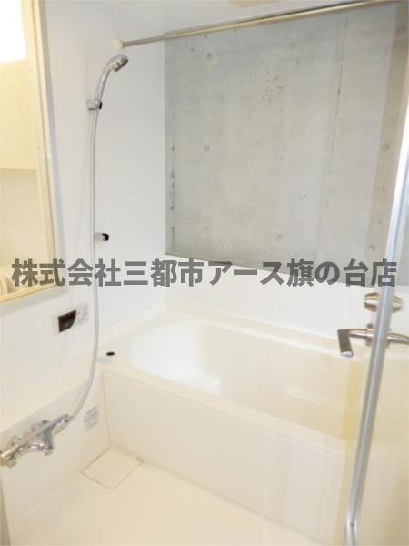 FLEG自由が丘ELの風呂写真