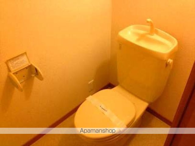 レオパレスストリームのトイレ写真