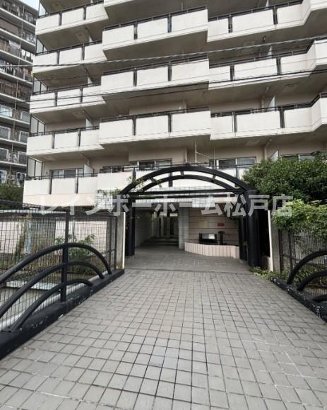 エントランス　毎日通るエントランスはこのようになっています