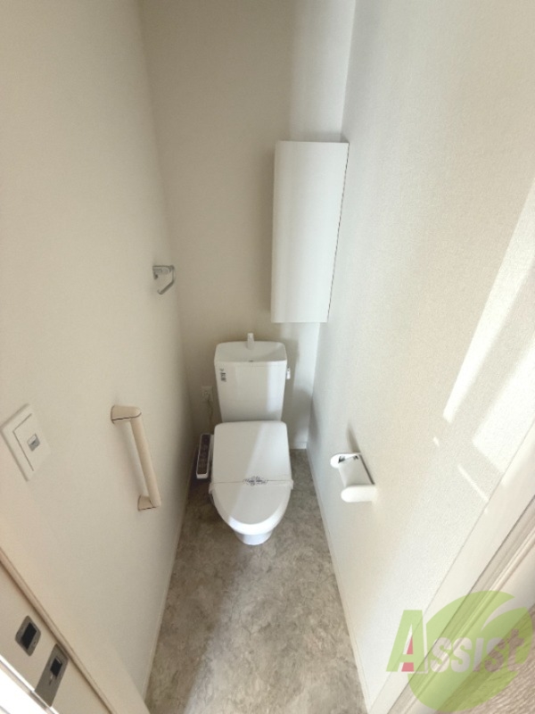 トイレ　トイレはこちらです。シンプルで使いやすそうですね。