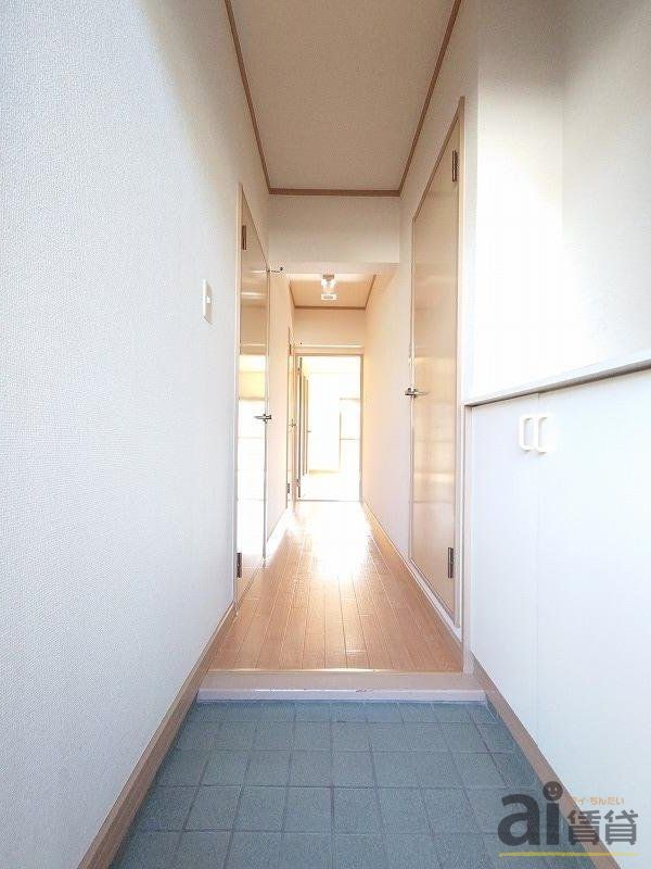 西武多摩湖線 一橋学園駅 徒歩19分 5階建 築34年の玄関写真