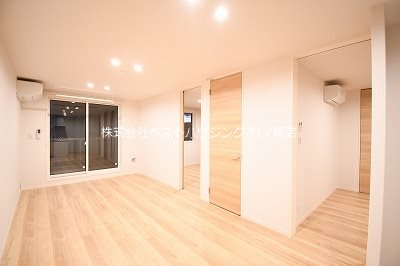 グランボヌールの居間写真
