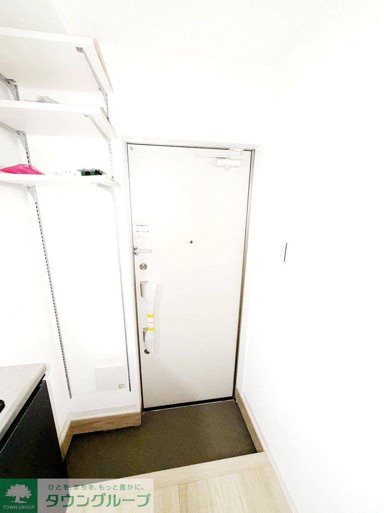 EVERA大倉山の玄関写真