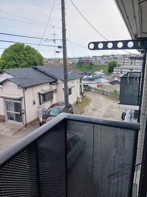 バルコニー　別号室の参考写真です。クリーニング中