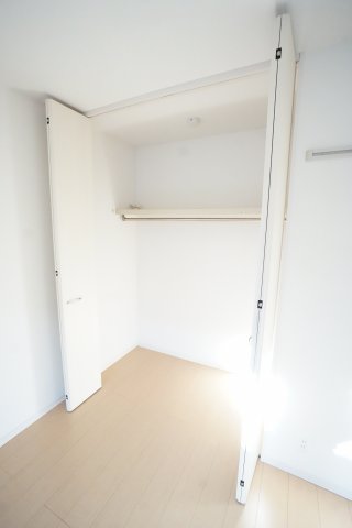 収納　※同物件・反転タイプの写真です。