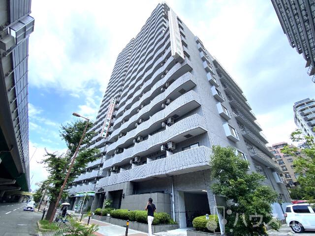建物外観　新大阪駅徒歩３分のタワーマンションですよ♪