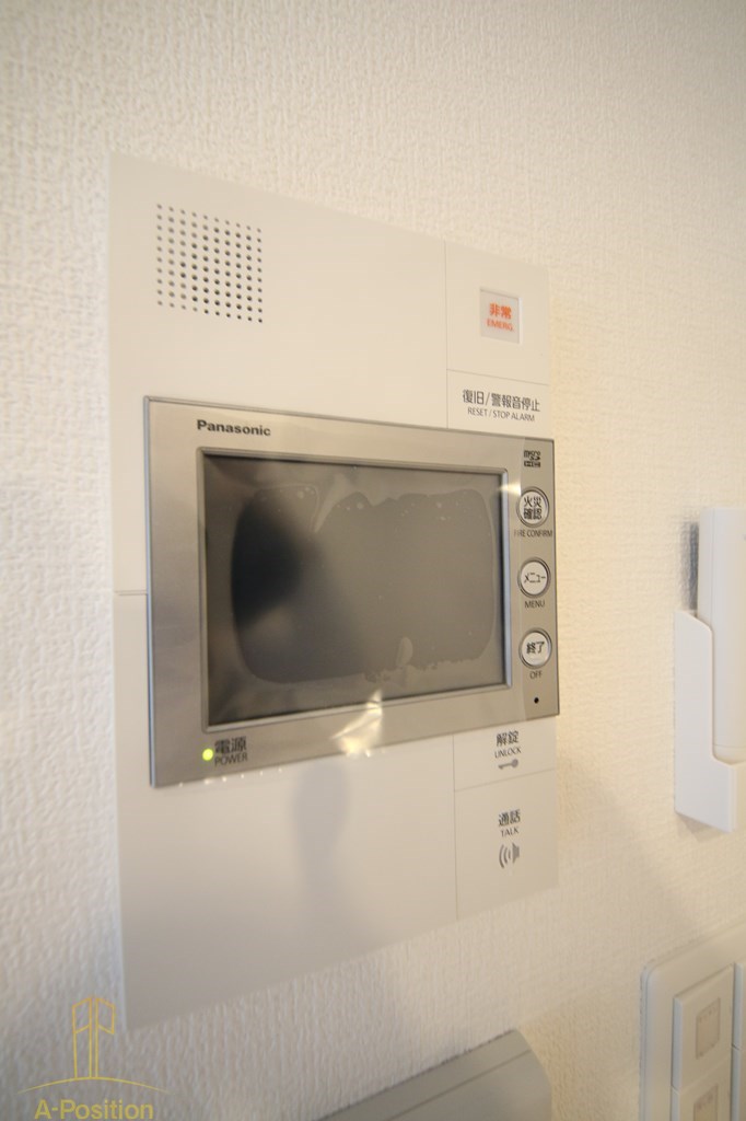 セキュリティ　セレニテ難波ミラク弐番館