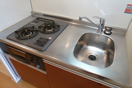 キッチン　同建物の別部屋の写真です。