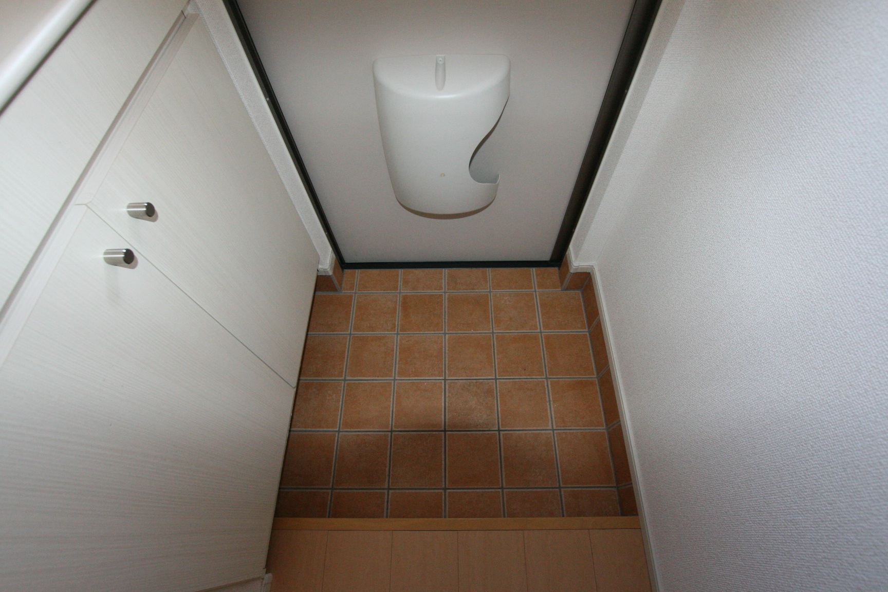 ＪＲ高徳線 屋島駅 徒歩2分 2階建 築15年の玄関写真