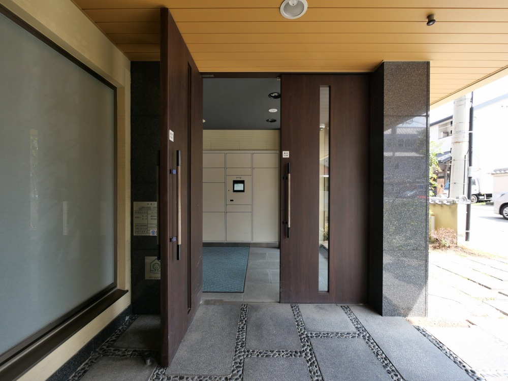 その他　エントランス