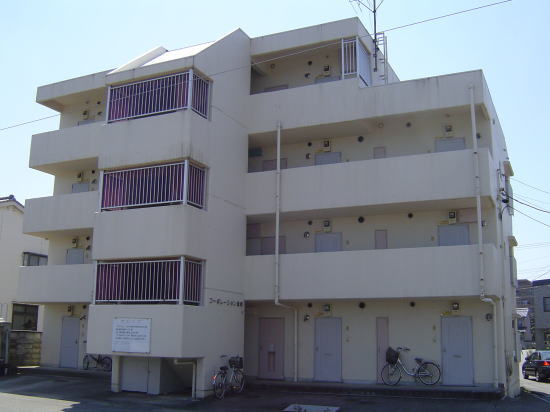 建物外観　鉄筋コンクリート造