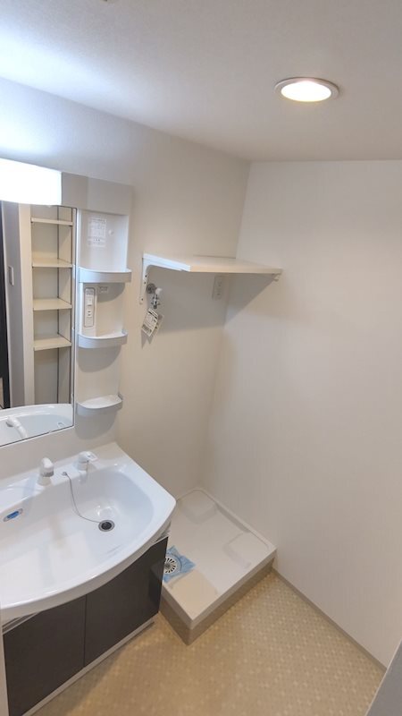 洗面設備　※別部屋の参考写真です。