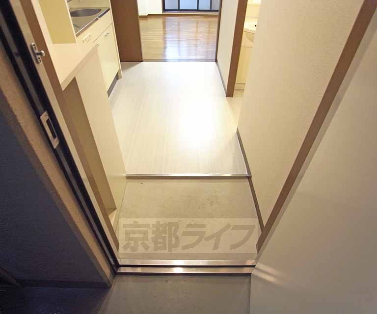 玄関　・お問い合わせは京都ライフまで・
