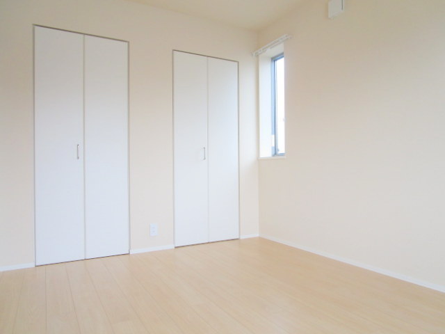 その他部屋・スペース　★洋室６帖★