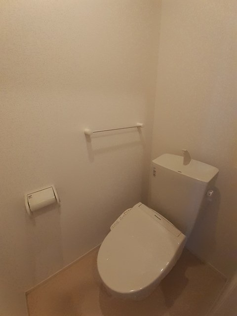 イリーデ ディーオ カーサのトイレ写真
