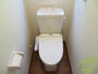 トイレ　各機能付きのトイレです。便利にお使いいただけます。