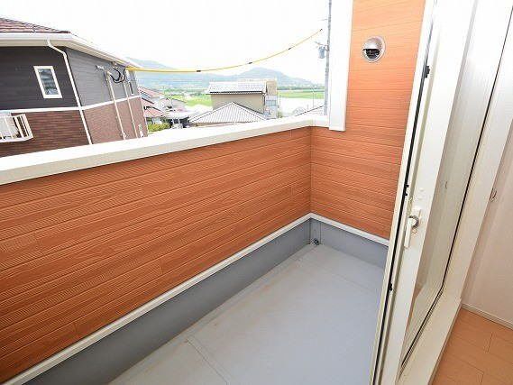 ＪＲ筑肥線 東唐津駅 バス乗車時間：10分 最寄りバス停で下車 徒歩8分 2階建 築12年の内装写真