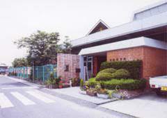 幼稚園・保育園　豊原保育所（幼稚園・保育園）まで668m