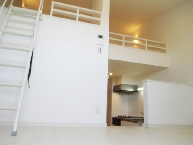 居室・リビング　★5.1帖のフローリングのお部屋です★