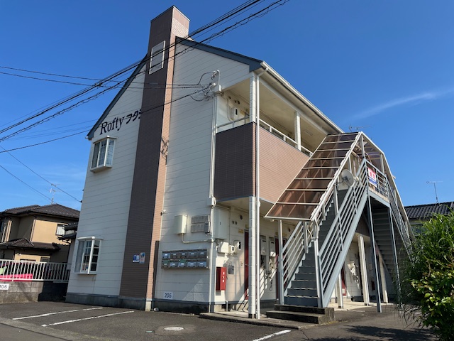 【柴田郡大河原町字南原町のアパートの建物外観】