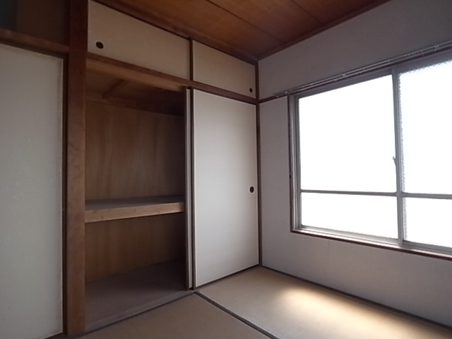 【マンション芦屋の里の収納】