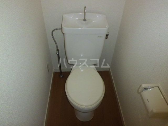 【日進市浅田町のアパートのトイレ】