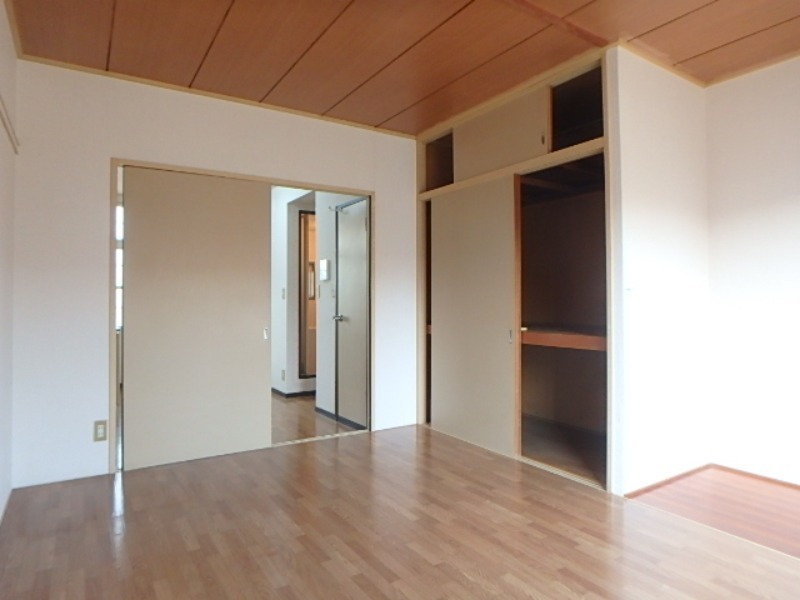 居室・リビング　図面と現状に相違がある場合には現状を優先