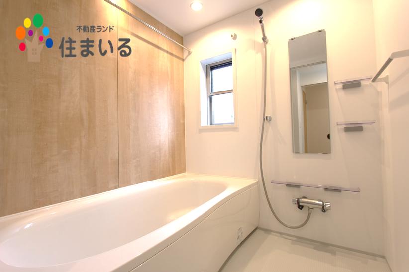 バス・シャワールーム　※写真は同型タイプとなります