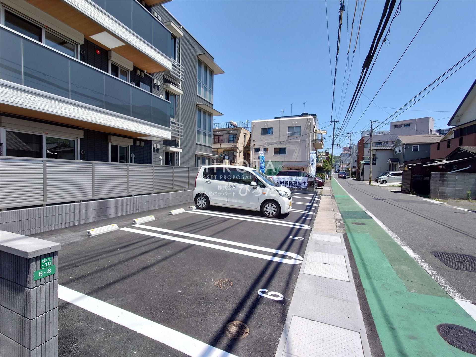 【ＳＨＩＺＵＫＡ　大里の駐車場】