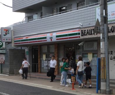 【三島郡島本町山崎のアパートのコンビニ】