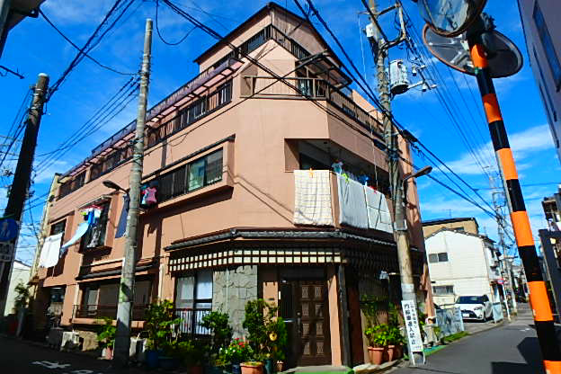 足立区千住元町のマンションの建物外観