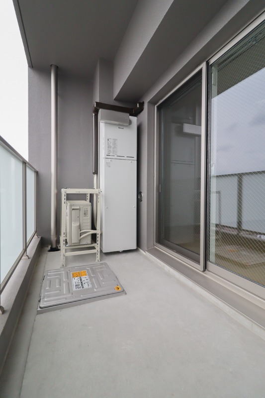 バルコニー　図面と現状に相違がある場合には現状を優先